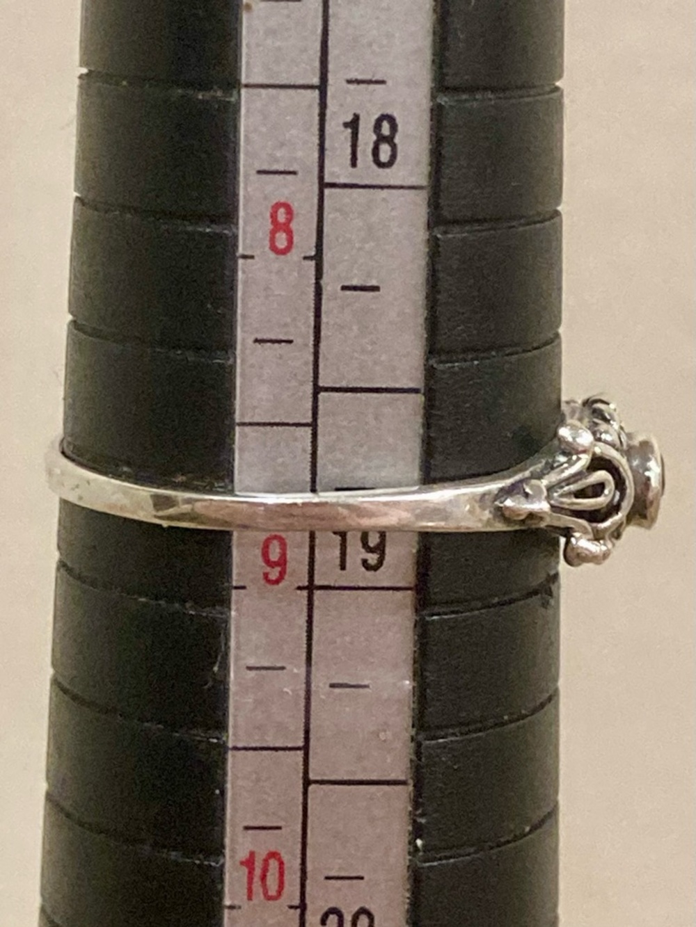 Sterling Silver Ring - 925 TM - Rope Bezel - Clear Stone - Size 9.25 - Picture 5 of 15